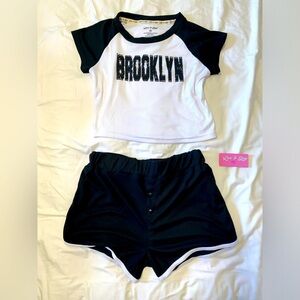 new two piece outfit baby tee and shorts medium